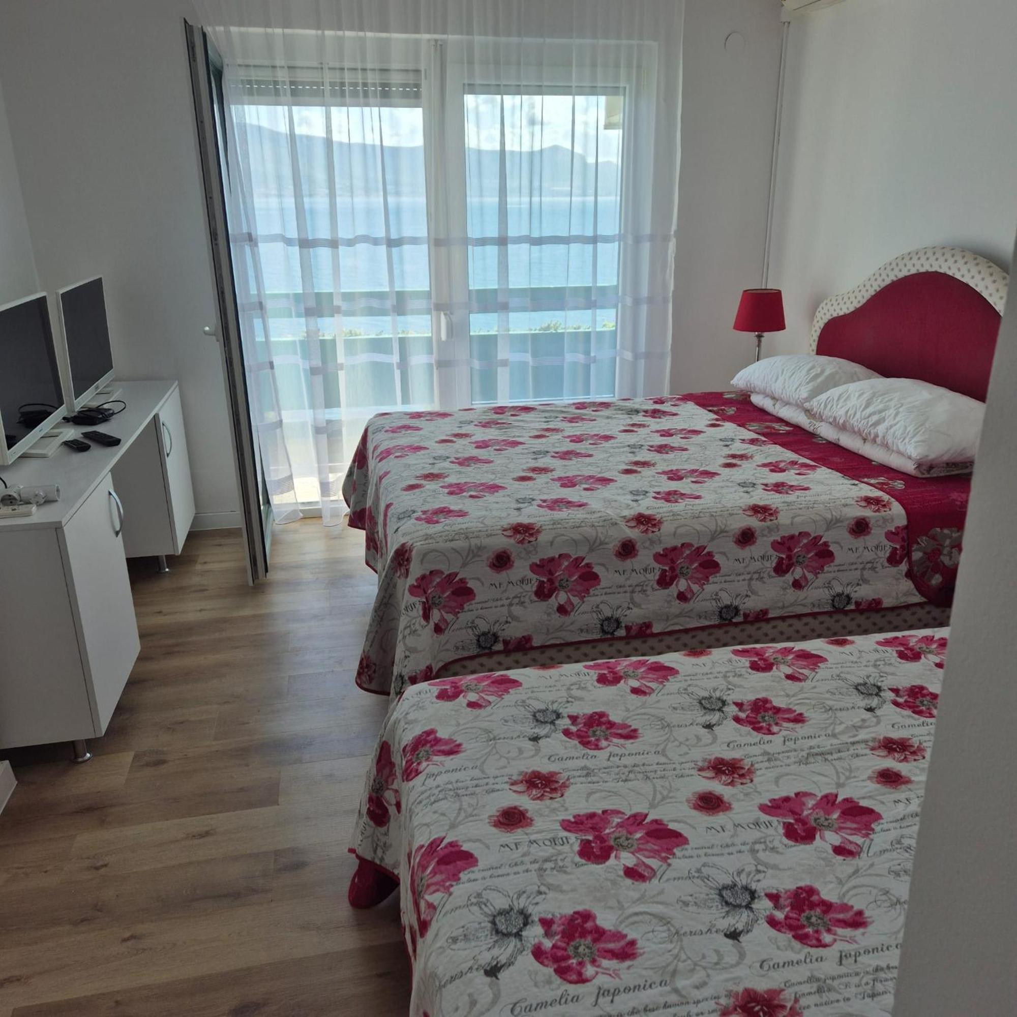 Hotel Marco Polo 斯拉汀 外观 照片